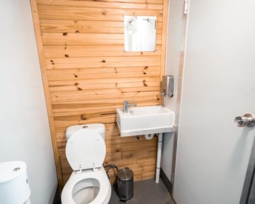 Ablution unit